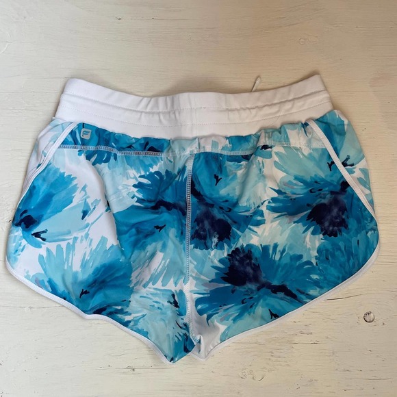 Fabletics Athletic Shorts Blue Floral Print Size XS - Picture 2 of 4